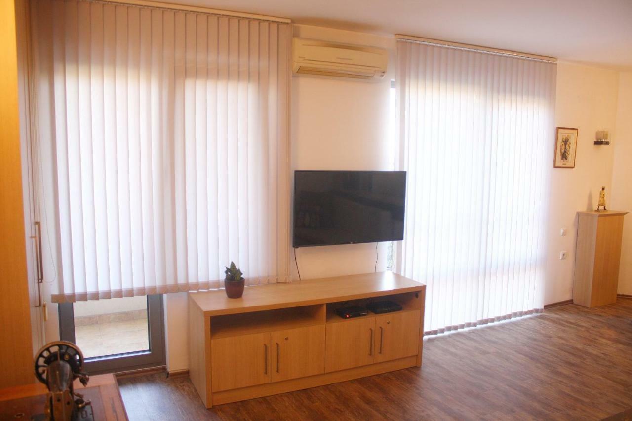 Central Square Apartment Пловдив Экстерьер фото